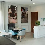 Archontiko Kiverniti מלון דירות 4*