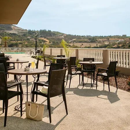 Archontiko Kiverniti Aparthotel