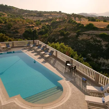 Archontiko Kiverniti Aparthotel 4*