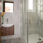 Archontiko Kiverniti 4* بانو يفكارا