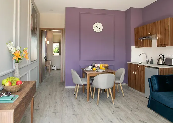 Ξενοδοχείο με διαμερίσματα Archontiko Kiverniti 4*