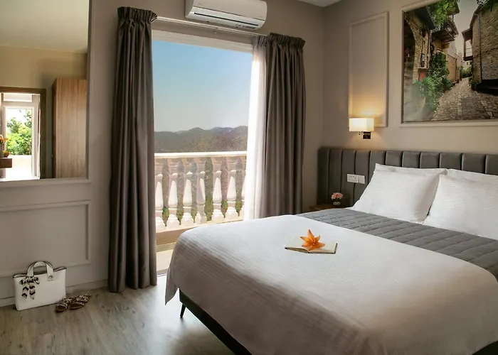 Ξενοδοχείο με διαμερίσματα Archontiko Kiverniti